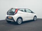 Toyota Aygo 1.0 VVT-i X-Play Cabrio | Apple Carplay -/ Andro, Auto's, Voorwielaandrijving, 12 maanden, Stof, Gebruikt