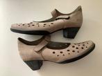 Lichtgrijze opengewerkte ARCHE schoenen met bandjes. Maat 38, Kleding | Dames, Schoenen, Ophalen of Verzenden, Zo goed als nieuw