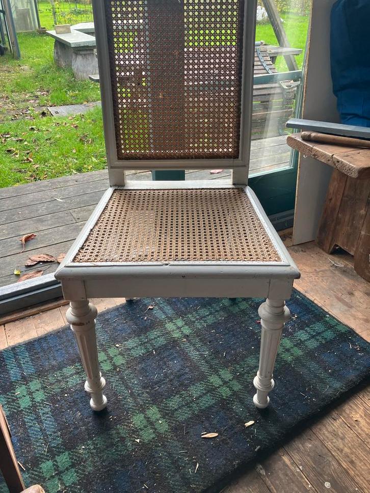 4x Frans Stoeltje met Rotan Zitting, Huis en Inrichting, Stoelen, Gebruikt, Vier, Hout, Wit, Ophalen of Verzenden