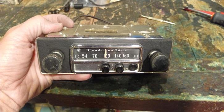 Vintage Ten Auto Radio - Jaren 60 - Oldtimer, Auto diversen, Autoradio's, Gebruikt, Ophalen of Verzenden