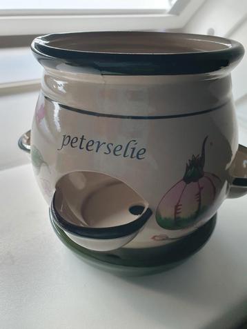 Nieuwe Kruidenpot met 4 vakjes met een vastzittende schotel beschikbaar voor biedingen