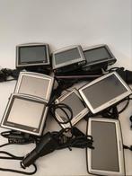 9 Navigatiesystemen (TomTom & Medion) met Autolader, Ophalen of Verzenden, Gebruikt