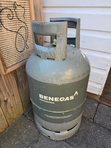 Volle gasfles Benegas beschikbaar voor biedingen