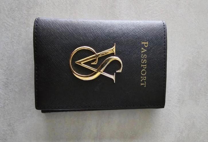 Victoria secret paspoort ticket holder wallet portemonnee, Sieraden, Tassen en Uiterlijk, Portemonnees, Gebruikt, Overige merken