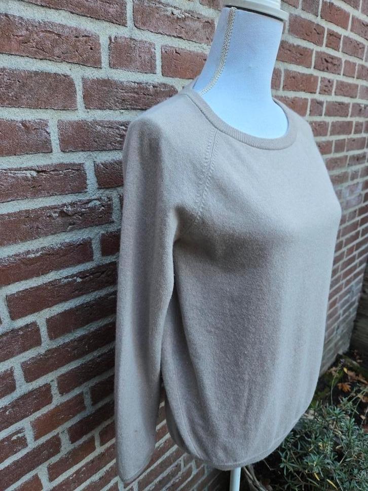 Brunello Cucinelli cashmere truitje mt 36-38, Kleding | Dames, Truien en Vesten, Zo goed als nieuw, Maat 36 (S), Bruin, Verzenden