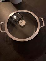 Ducq hapjespan 26 cm, Huis en Inrichting, Keuken | Potten en Pannen, Gebruikt, Inductieplaat, Ophalen of Verzenden, Rvs