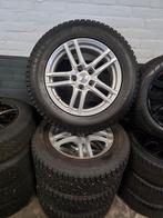 Toyota Rav 4 Sportvelgen met spikes winterbanden 225 65 17, Ophalen of Verzenden