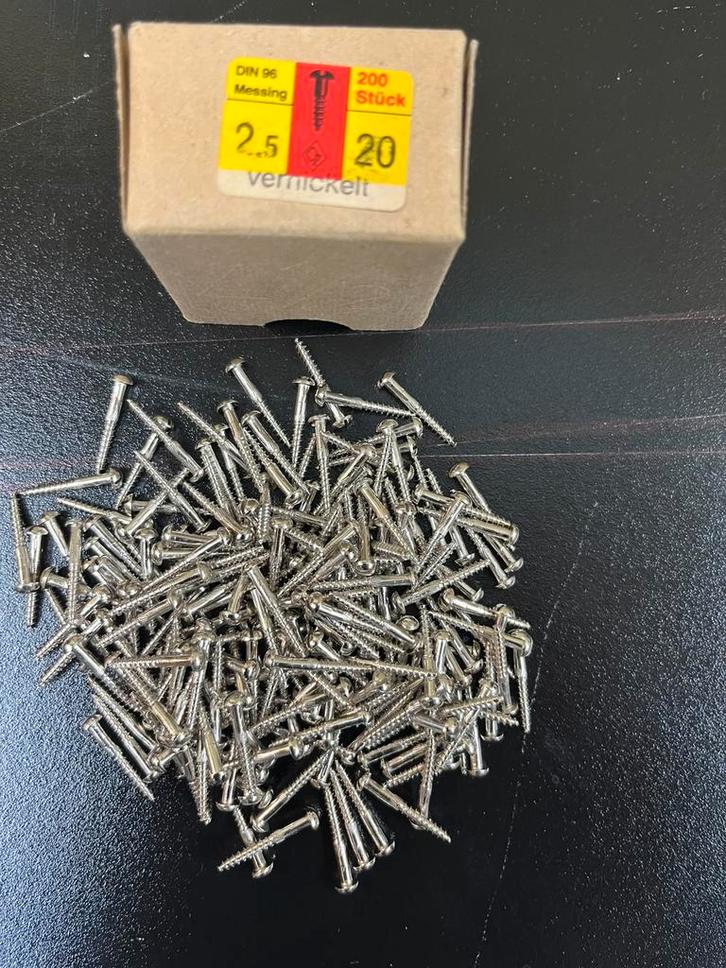 RVS schroeven plat / lens / bol kop div. maten NIEUW 200 st, Hobby en Vrije tijd, Knutselen, Nieuw, Materiaal, Ophalen of Verzenden