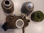 Gasmasker met verschillende soorten koolstofbussen, Verzamelen, Militaria | Algemeen, Ophalen of Verzenden, Landmacht, Nederland