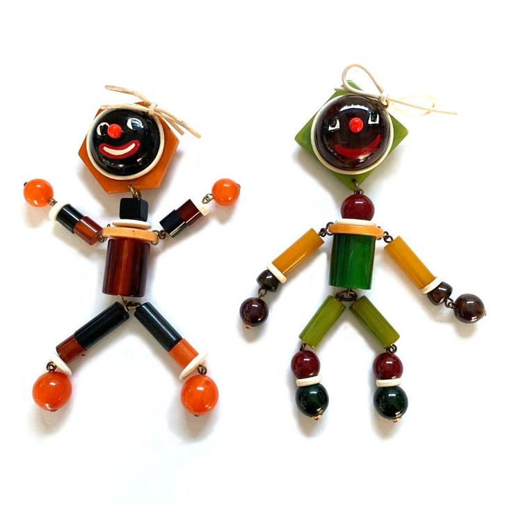 2 Franse Jan Carlin Bakeliet Kralen Crib Toy Broche Pin, Sieraden, Tassen en Uiterlijk, Broches, Zo goed als nieuw, Overige materialen