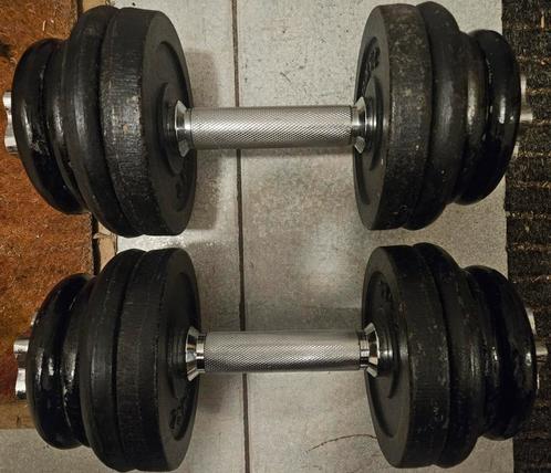 2x 15kg verstelbare zwarte gietijzeren 30mm dumbells, Sport en Fitness, Fitnessmaterialen, Zo goed als nieuw, Dumbbell, Armen