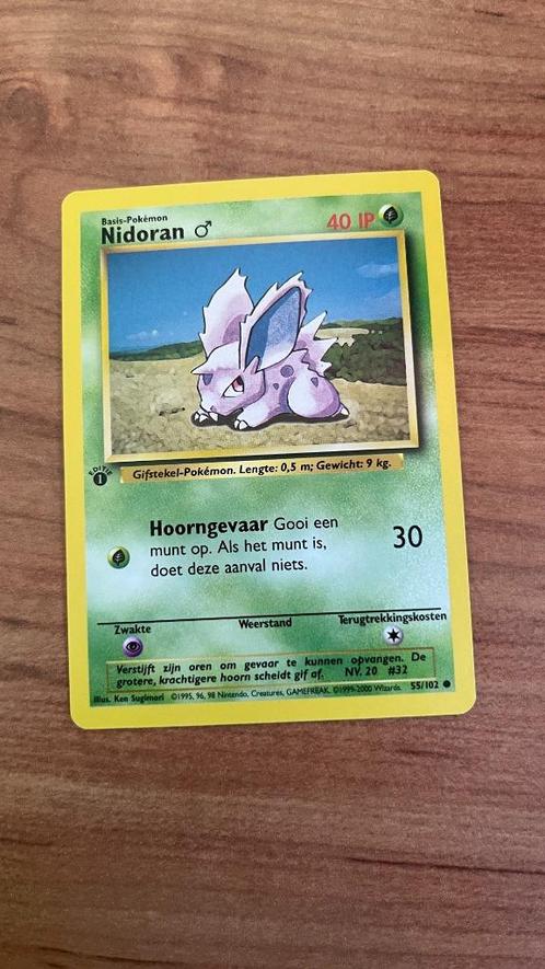 1st Edition Nidoran (NL) - Base Set, Hobby en Vrije tijd, Verzamelkaartspellen | Pokémon, Zo goed als nieuw, Losse kaart, Verzenden