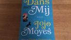 Jojo Moyes - Dans met mij, Boeken, Literatuur, Jojo Moyes, Ophalen of Verzenden, Europa overig, Zo goed als nieuw