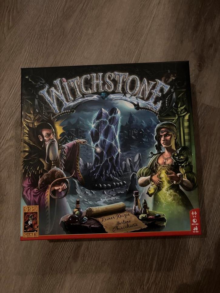 Witchstone Bordspel, Hobby en Vrije tijd, Gezelschapsspellen | Bordspellen, Zo goed als nieuw, Ophalen