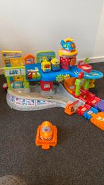 Toet toet autos’s garage + stuntbaan + extra wegdelen, Kinderen en Baby's, Speelgoed | Vtech, Ophalen of Verzenden, Zo goed als nieuw
