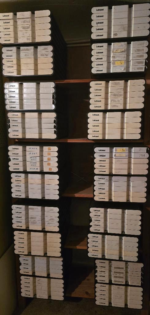 Letraset ladekastjes - meerdere beschikbaar! retro - vintage, Hobby en Vrije tijd, Tekenen, Gebruikt, Overige typen, Ophalen of Verzenden