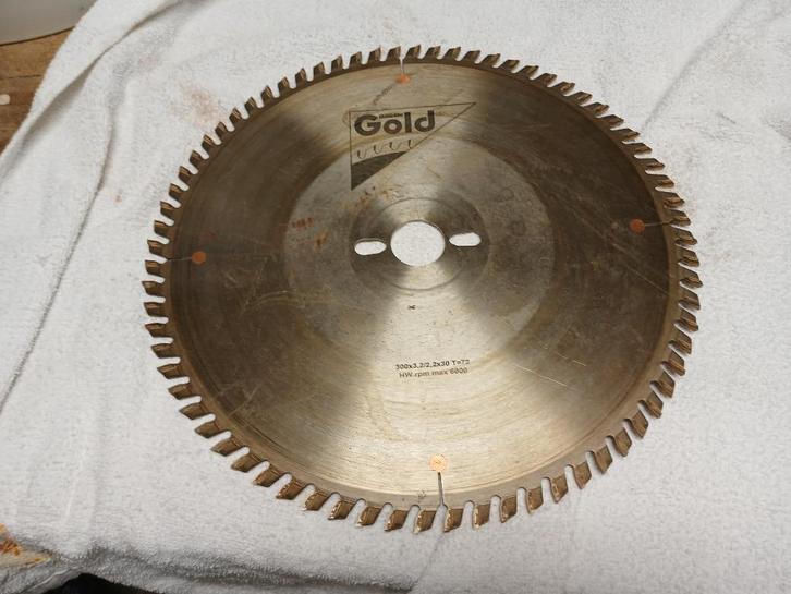 Cirkelzaagblad 300x3,2/2,2x30mm Z=72 WZ  Isocele Gold, Doe-het-zelf en Verbouw, Gereedschap | Zaagmachines, Zo goed als nieuw