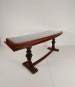 Eiken Museum Vitrinekast (jaren 40–50), Ophalen