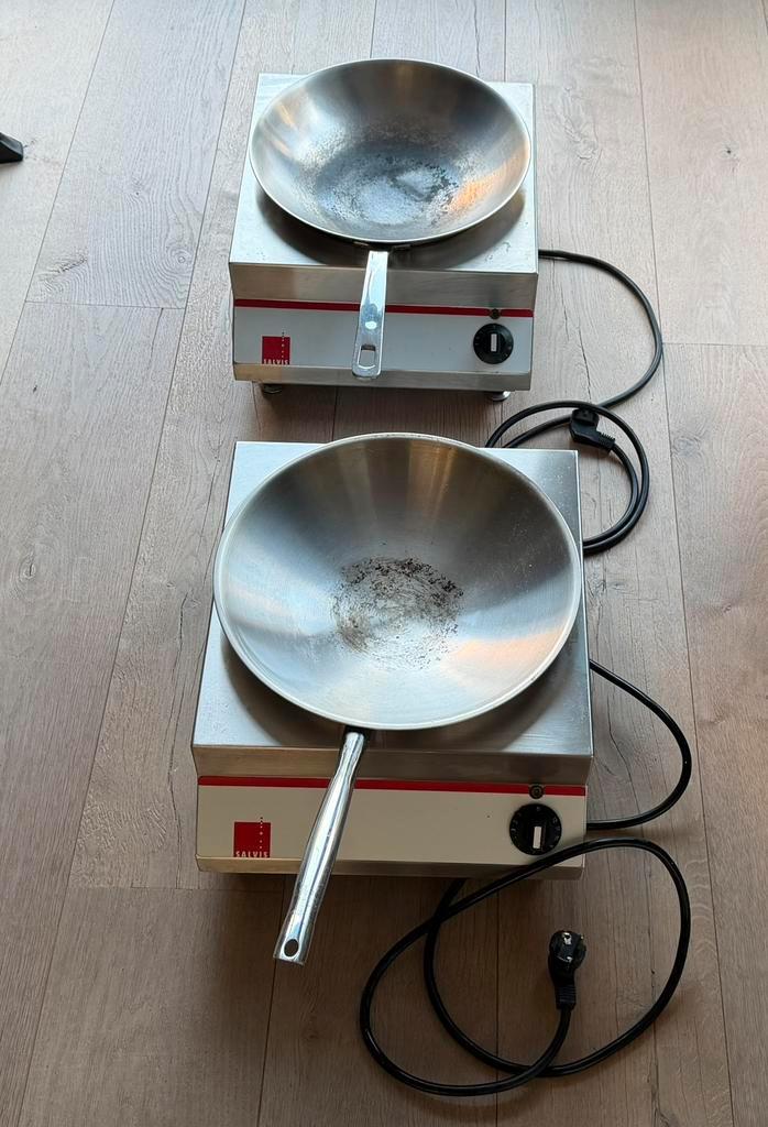 Salvis Inductie Wok SH WO 3500, 2 beschikbaar, Witgoed en Apparatuur, Kookplaten, Gebruikt, Vrijstaand, Inductie, 3 kookzones of minder