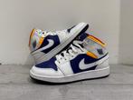 Nike Air Jordan 1 Mid Royal Blue Laser Orange size EU 38, Ophalen of Verzenden, Nieuw, Blauw