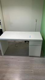 Ikea malm bureau wit gebruikt., Huis en Inrichting, Bureaus, Ophalen, Zo goed als nieuw