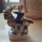 STAFFORDSHIRE beeldje porselein Victoriaans antiek, Antiek en Kunst, Antiek | Porselein, Ophalen of Verzenden