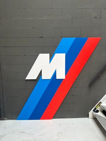 BMW M logo sign | Forex 10 MM | 200 x 200 cm beschikbaar voor biedingen
