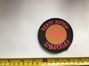 Dirty Roten  - imbeciles vintage patch  doorsnee 9 cm beschikbaar voor biedingen