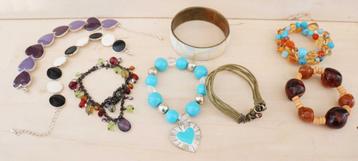 8 diverse armbanden  Nieuw beschikbaar voor biedingen