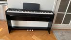 YAMAHA DIGITAL PIANO-145, Muziek en Instrumenten, Piano's, Ophalen, Zo goed als nieuw, Zwart