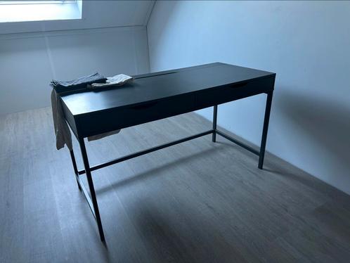 Ikea Bureau Donkergrijs, Huis en Inrichting, Bureaus, Gebruikt, Bureau, Ophalen