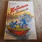 H. de Roos - De Kameleon in 't zoeklicht, Ophalen of Verzenden, Zo goed als nieuw, H. de Roos