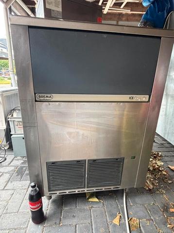 GROTE brema ijsblokjes machine 134kg bunker 65 horeca rvs beschikbaar voor biedingen