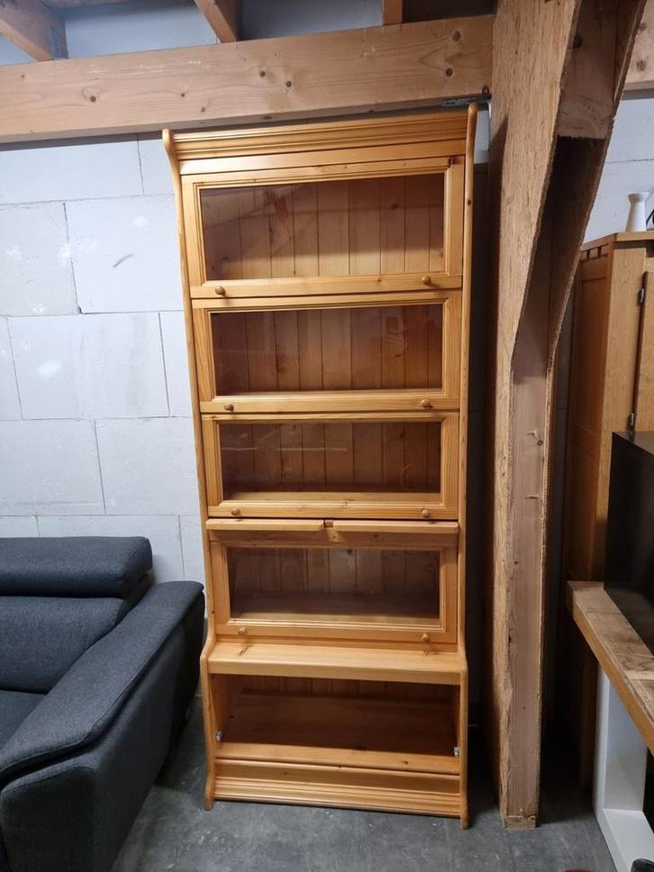 Mooie houten buffetkast met glazen deuren, Huis en Inrichting, Kasten | Buffetkasten, Gebruikt, 200 cm of meer, 25 tot 50 cm, Ophalen