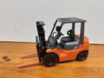 schaalmodel heftruck toyota 7fg/7hd 25, Hobby en Vrije tijd, Modelauto's | Overige schalen, Ophalen of Verzenden, Zo goed als nieuw