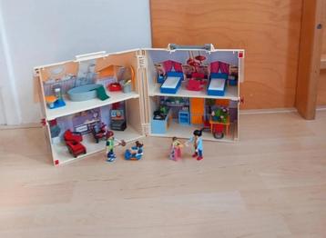 Draagbare Playmobil Huis beschikbaar voor biedingen