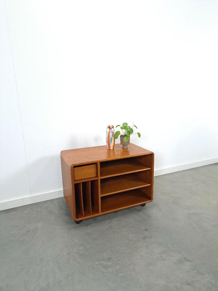 Dyrlund teak design LP kast, tv meubel, audio kast vintage, Huis en Inrichting, Kasten | Televisiemeubels, Gebruikt, Minder dan 100 cm