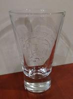 Schrobbelèr Glaasjes Reliëf Logo 10cl. (A), Verzamelen, Glas en Borrelglaasjes, Ophalen of Verzenden, Zo goed als nieuw, Borrel- of Shotglas