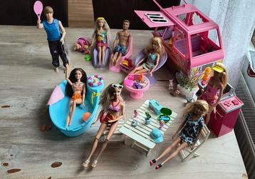 Barbie Pool-party Speelset met camper beschikbaar voor biedingen