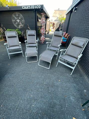 Base Camp stoelen, 2 met beenverlengers