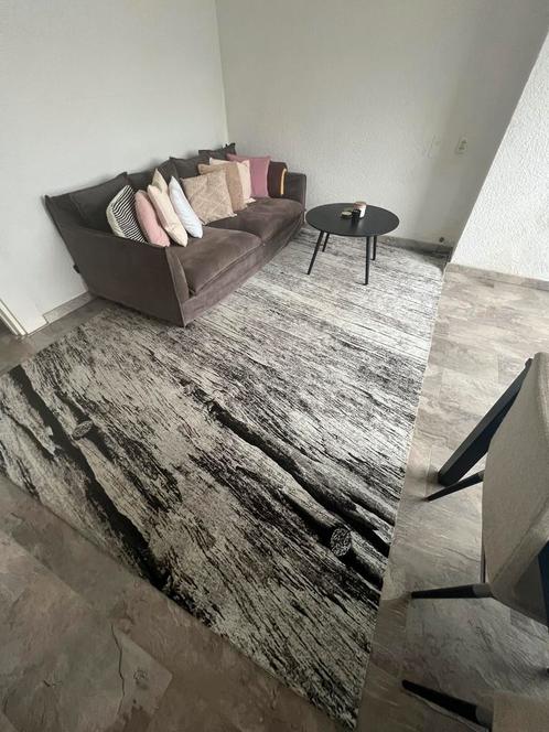 Marmerlook tapijt – grijs/zwart/beige mix, in topstaat, Huis en Inrichting, Stoffering | Vloerbedekking, Zo goed als nieuw, Tapijt