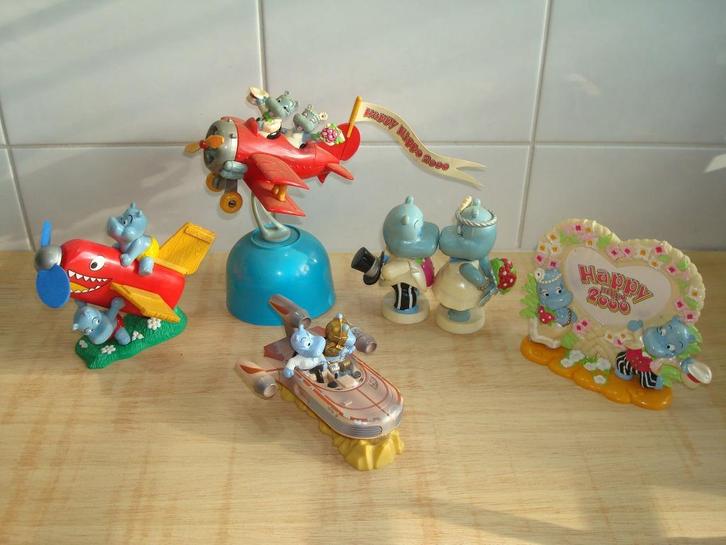 HAPPY HIPPO LOT UIT DE MAXI VERRASSINGS EIEREN FERRERO, Verzamelen, Verrassingseieren, Ophalen of Verzenden