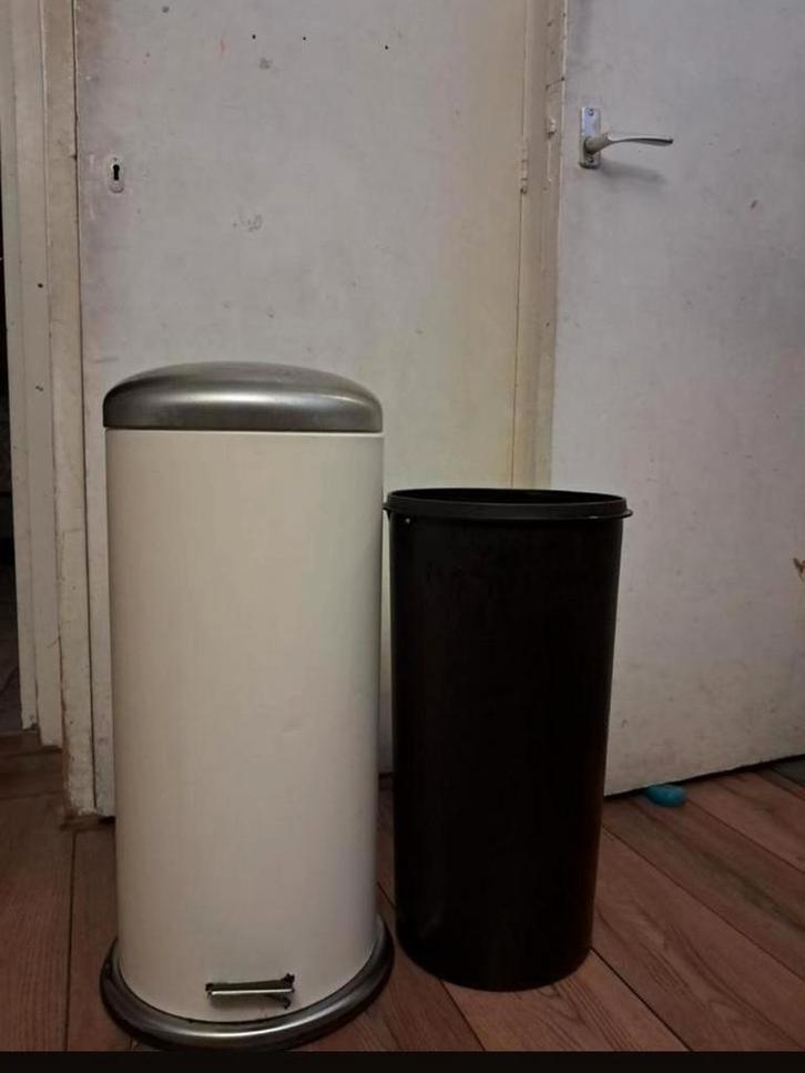 Te koop! Brabanita prullenbak Grijs kleur beschikbaar, Huis en Inrichting, Woonaccessoires | Prullenbakken, Met pedaal, Ophalen of Verzenden