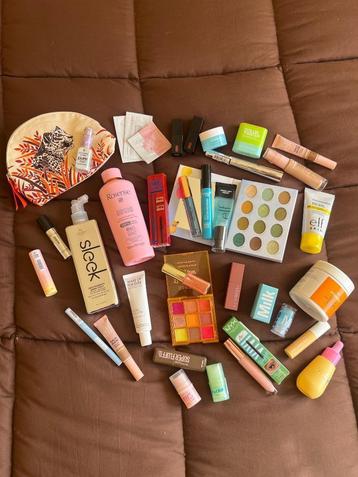 Makeup pakket €35 beschikbaar voor biedingen