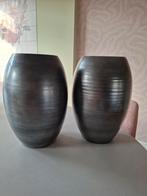 2 Grijze/Zwarte Bloempotten voor Binnen, Ophalen, Gebruikt, Rond, Binnen