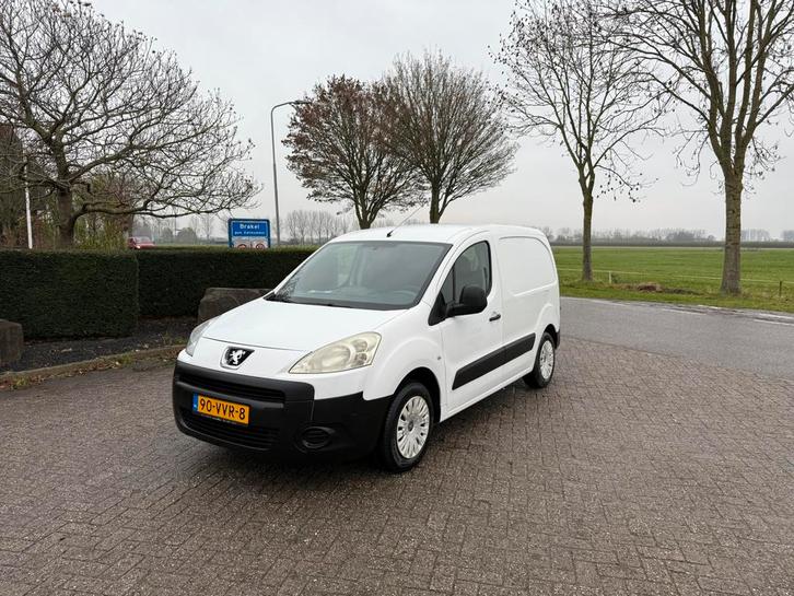 Peugeot Partner 1.6 HDI 55KW 120 L1 2PL 2008 TREKHAAK/AIRCO!, Auto's, Bestelauto's, Bedrijf, ABS, Airbags, Airconditioning, Bluetooth