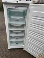 Vrieskast liebherr no frost 6 laden A++, Witgoed en Apparatuur, Vriezers en Diepvrieskisten, Gebruikt, 160 cm of meer, Energieklasse A of zuiniger