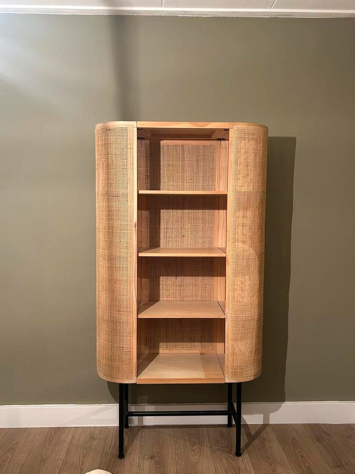 Design kast rotan bamboe licht hout 170cm webbing julius, Antiek en Kunst, Antiek | Meubels | Kasten, Ophalen