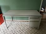 Metalen bureau, Ophalen, Zo goed als nieuw, Bureau