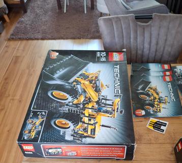 LEGO Technic 8265 Motorized Front Loader beschikbaar voor biedingen